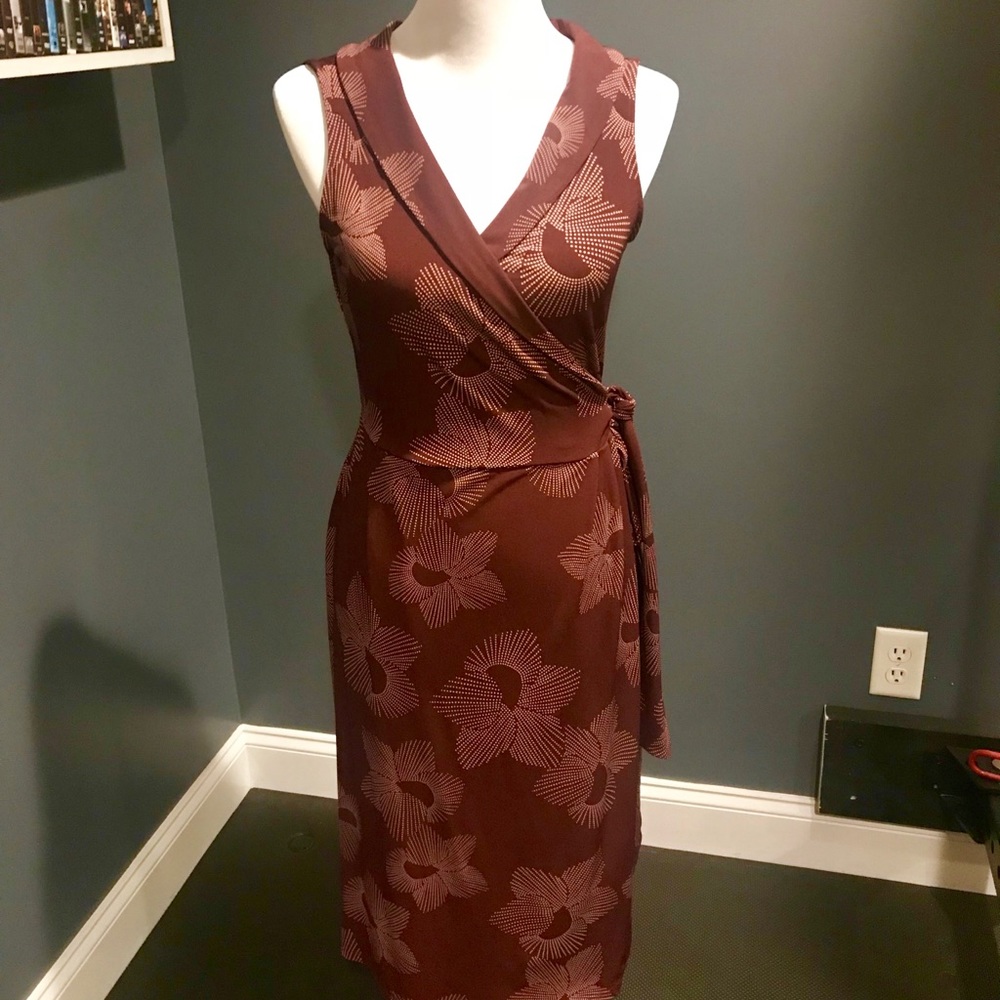 Comfortable, Printed Wrap Dress